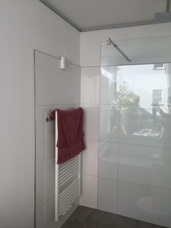 3-Zimmer Ferienwohnung Bahnhofsnaehe Fulde Extérieur photo